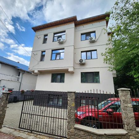 Boutique City Retreats Apartments Iasi Exterior photo
